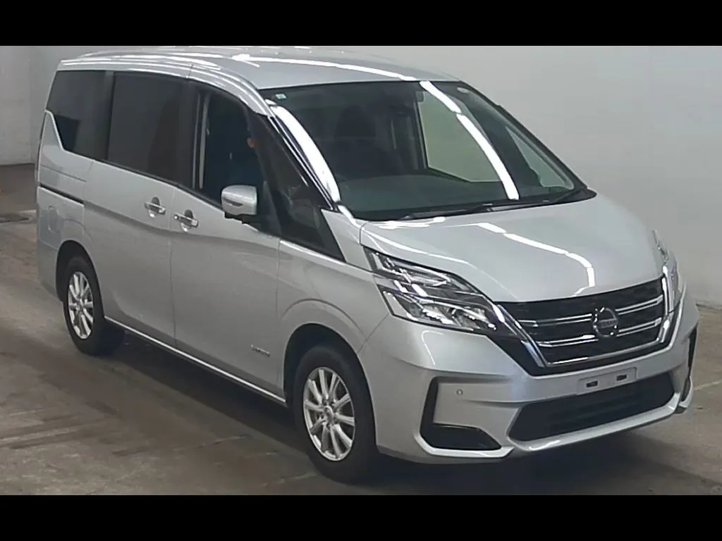 NISSAN SERENA 5D 4WD XV