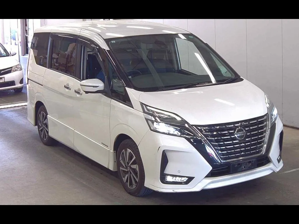 NISSAN SERENA 5D HIGHWAY STAR V