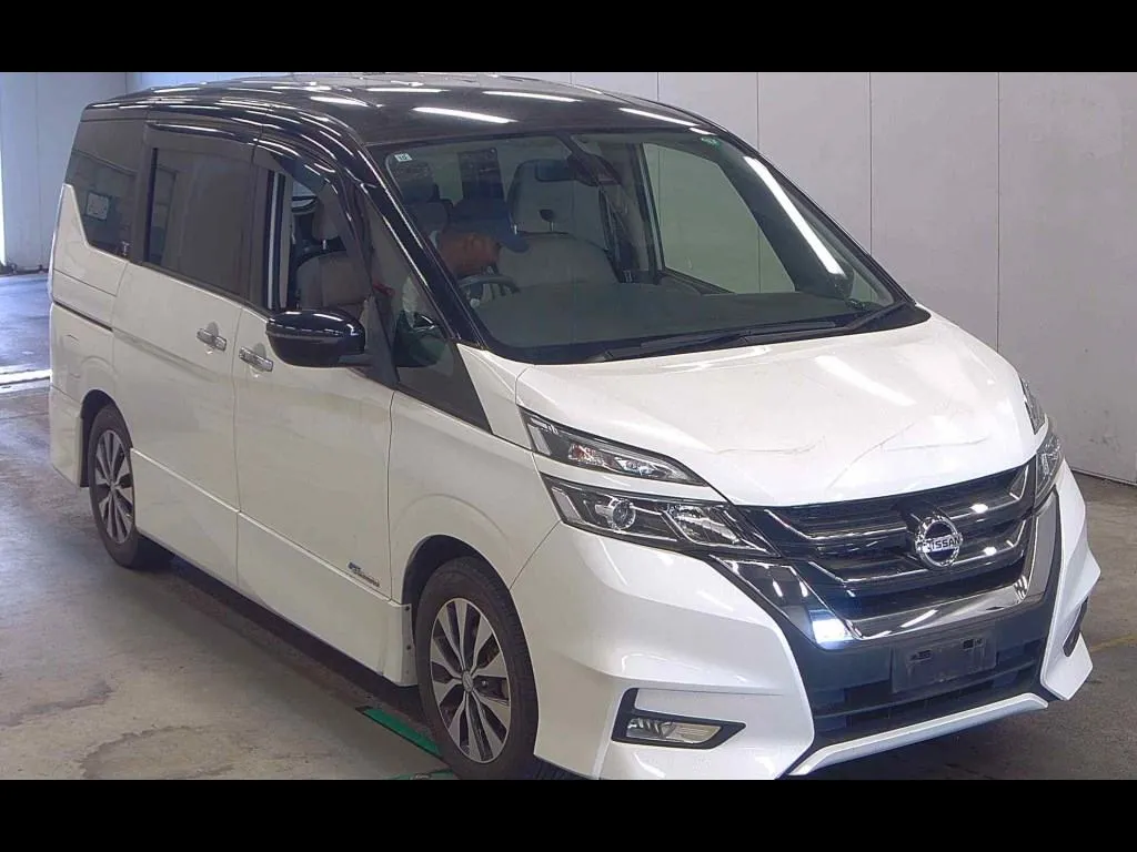NISSAN SERENA 5D HIGHWAY STAR G