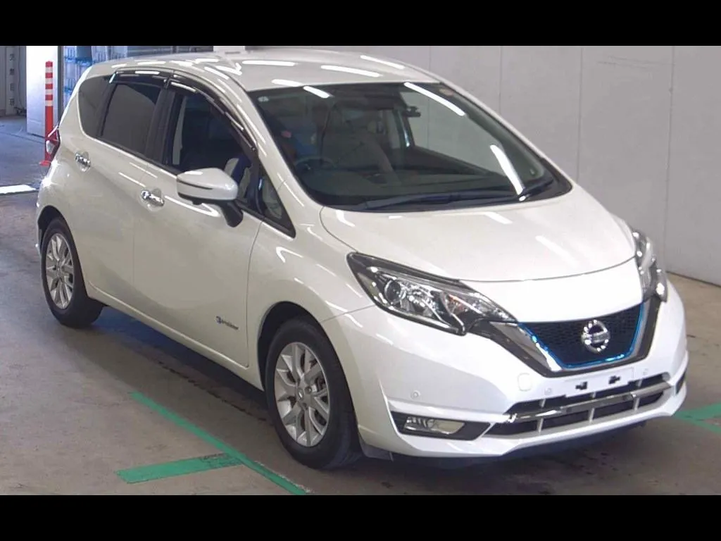 NISSAN NOTE E-POWER MEDALIST