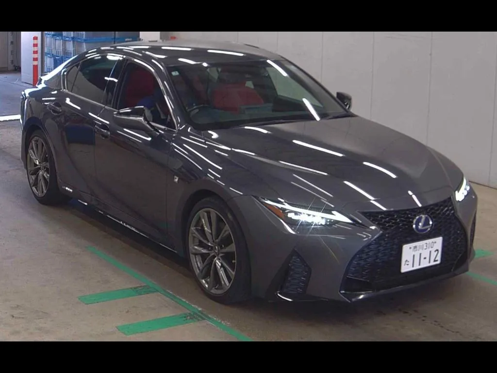 LEXUS IS 4D IS300H F SPORT