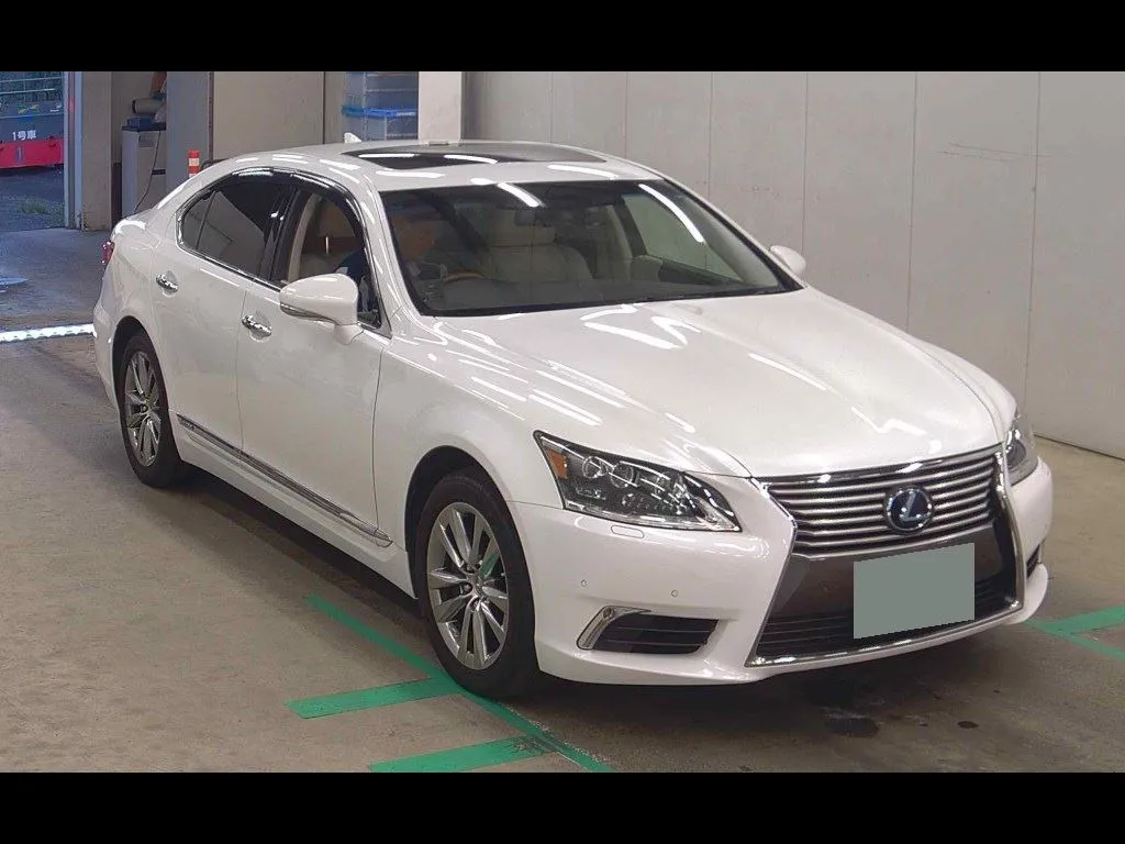 LEXUS LS 4WD LS600H VERSION C