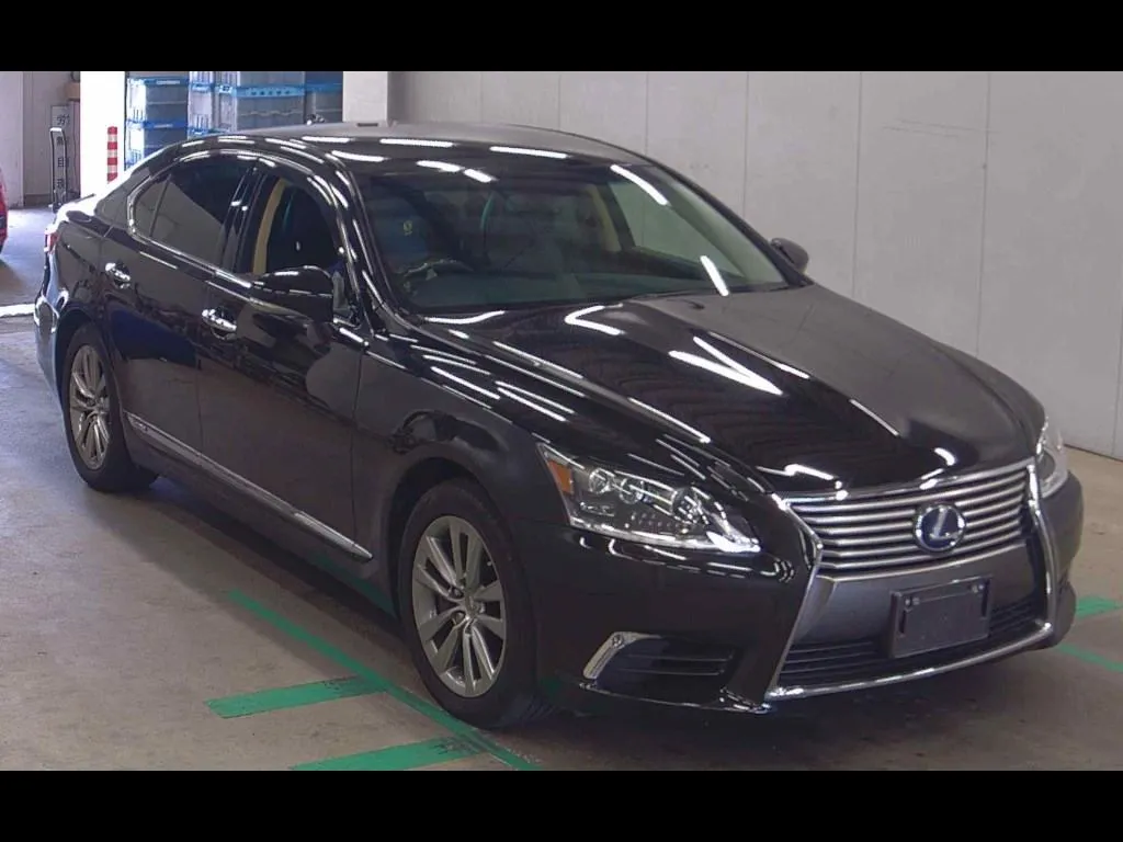 LEXUS LS 4WD LS600H VERSION C I PACKAGE