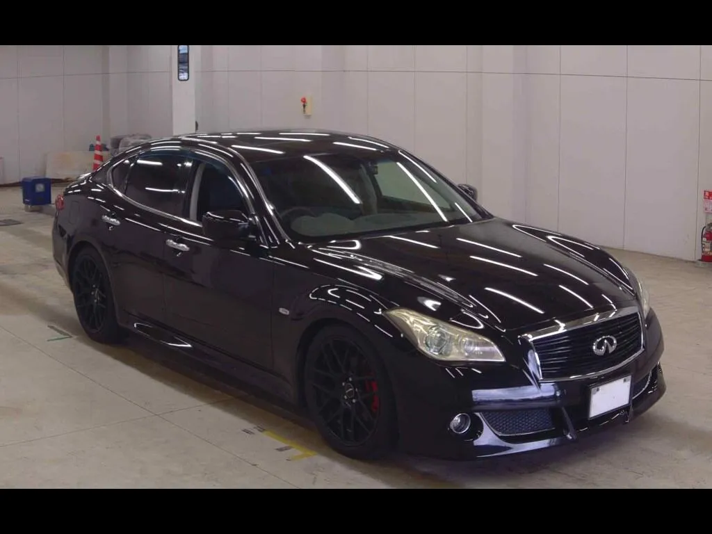 NISSAN FUGA 250GT