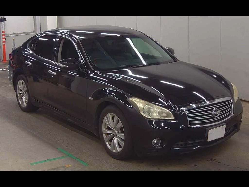 NISSAN FUGA 370GT