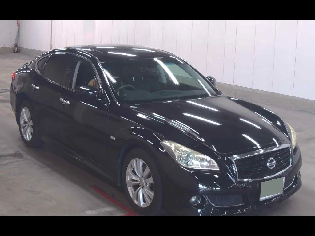 NISSAN FUGA 370GT