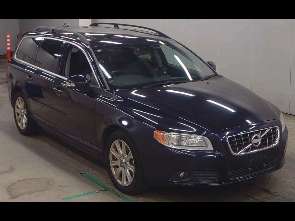 VOLVO V70 2.5T LE