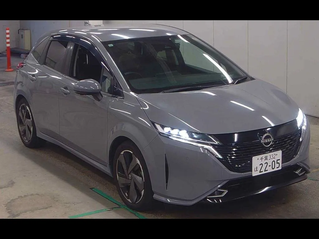 NISSAN AURA 4WD G FOUR LEATHER EDITION