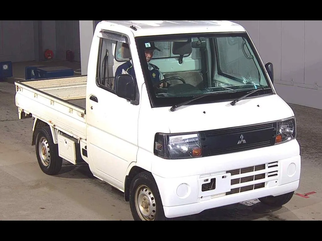 MITSUBISHI MINICAB TRUCK 4WD VX-SE