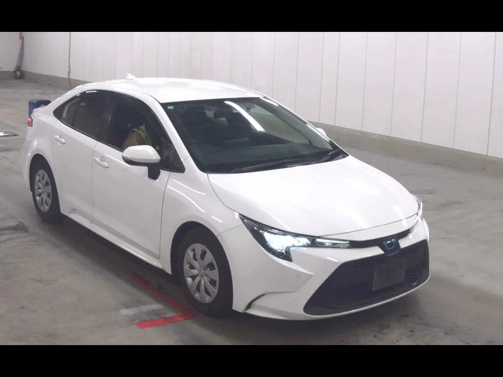 TOYOTA COROLLA 4D HYBRID G-X