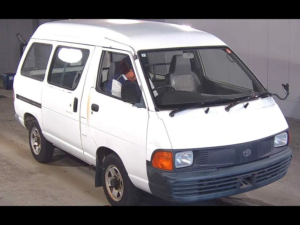 TOYOTA LITEACE VAN 5D 4WD