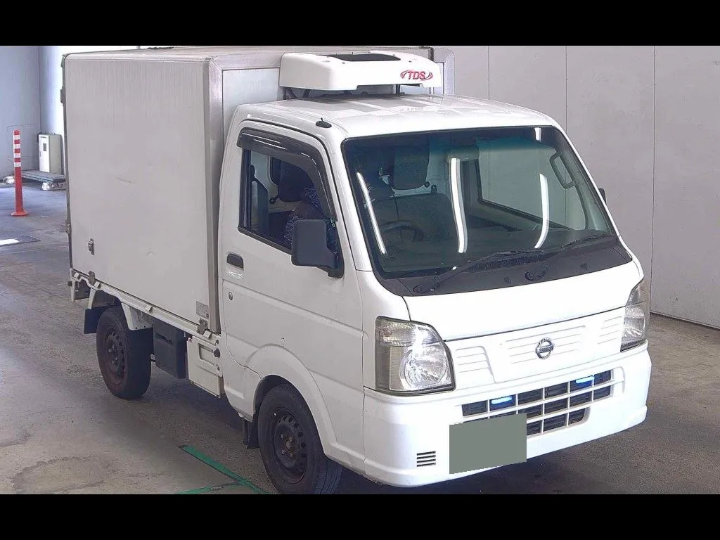 NISSAN NT100CLIPPER TRUCK FREEZING REFRIGERATOR