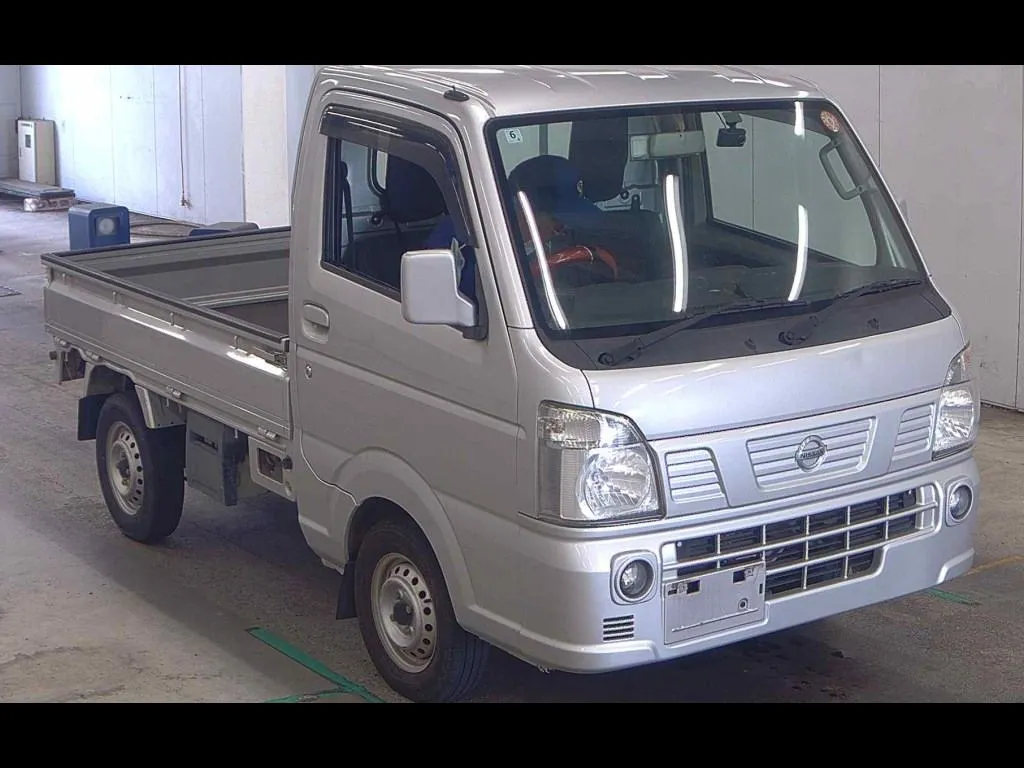 NISSAN NT100CLIPPER TRUCK GX