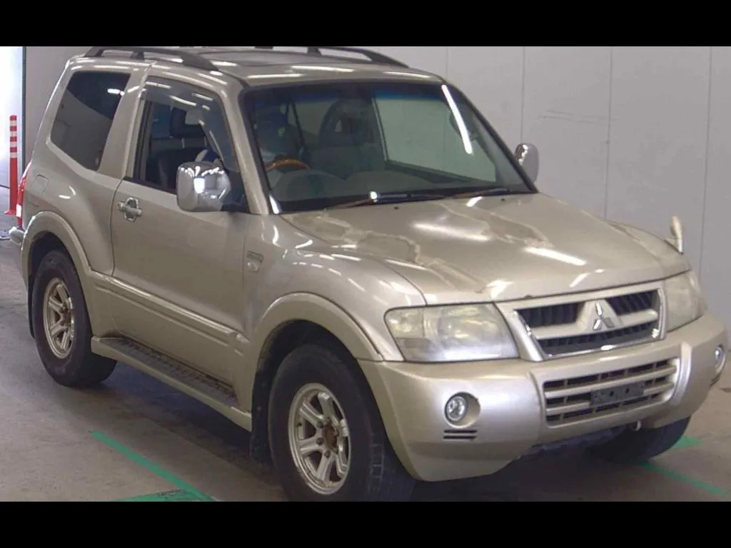 MITSUBISHI PAJERO 3D 4WD