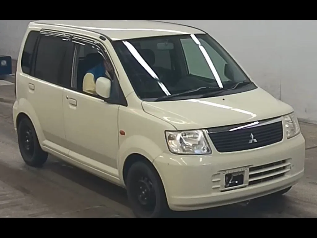 MITSUBISHI EK WAGON M