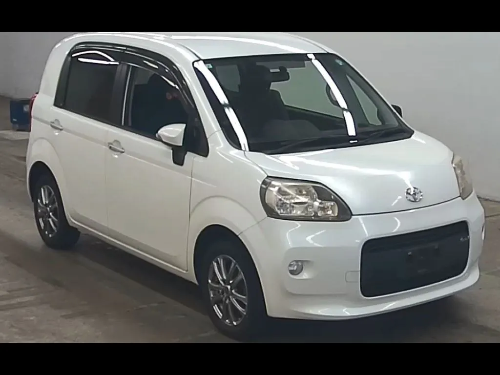 TOYOTA PORTE 4D 4WD F