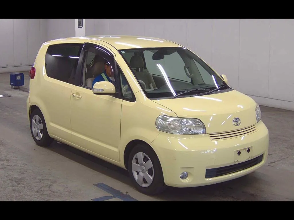 TOYOTA PORTE 3D 130I HID SELECTION