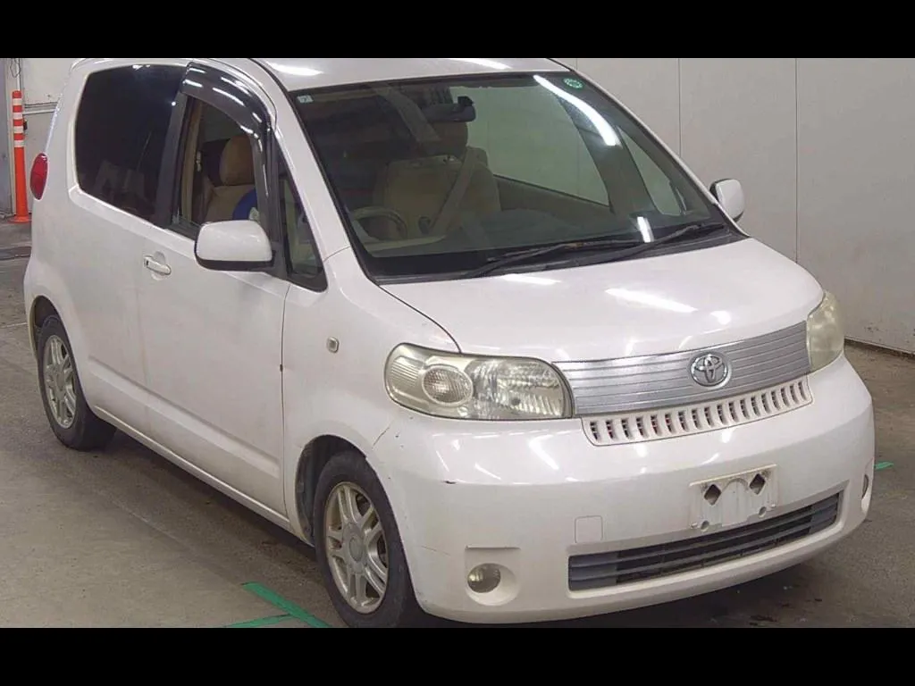 TOYOTA PORTE 3D 150R