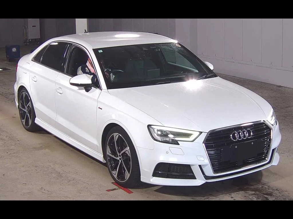 AUDI A3 SEDAN S LINE DYNAMIC LIMITED