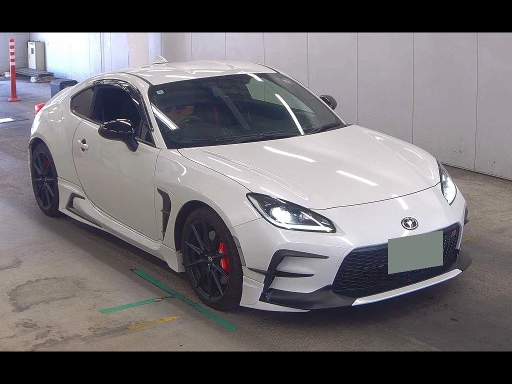 TOYOTA GR86 RZ