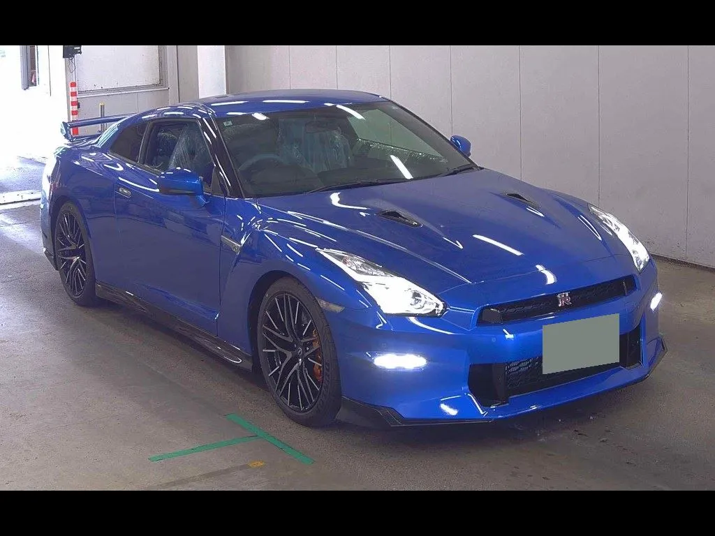 NISSAN GT-R 4WD PREMIUM EDITION