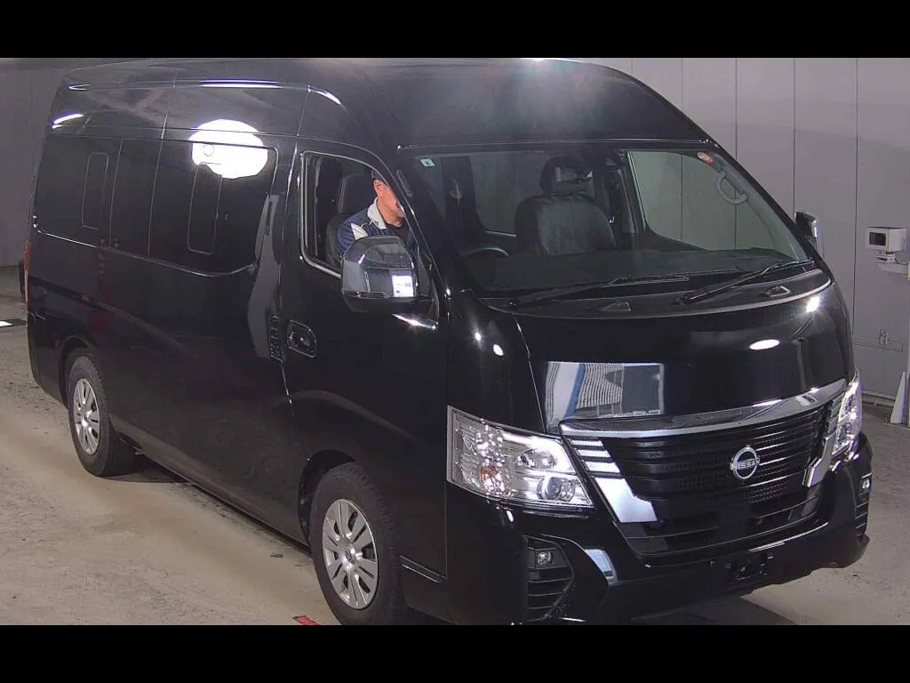 NISSAN CARAVAN MICROBUS SUPER LONG GX