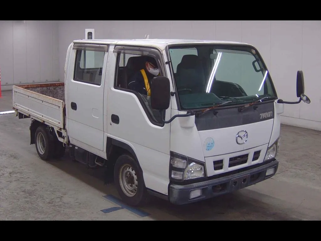 MAZDA TITAN TRUCK 4D W CAB