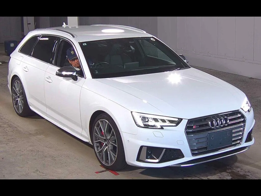 AUDI S4 AVANT 4WD BASE GRADE