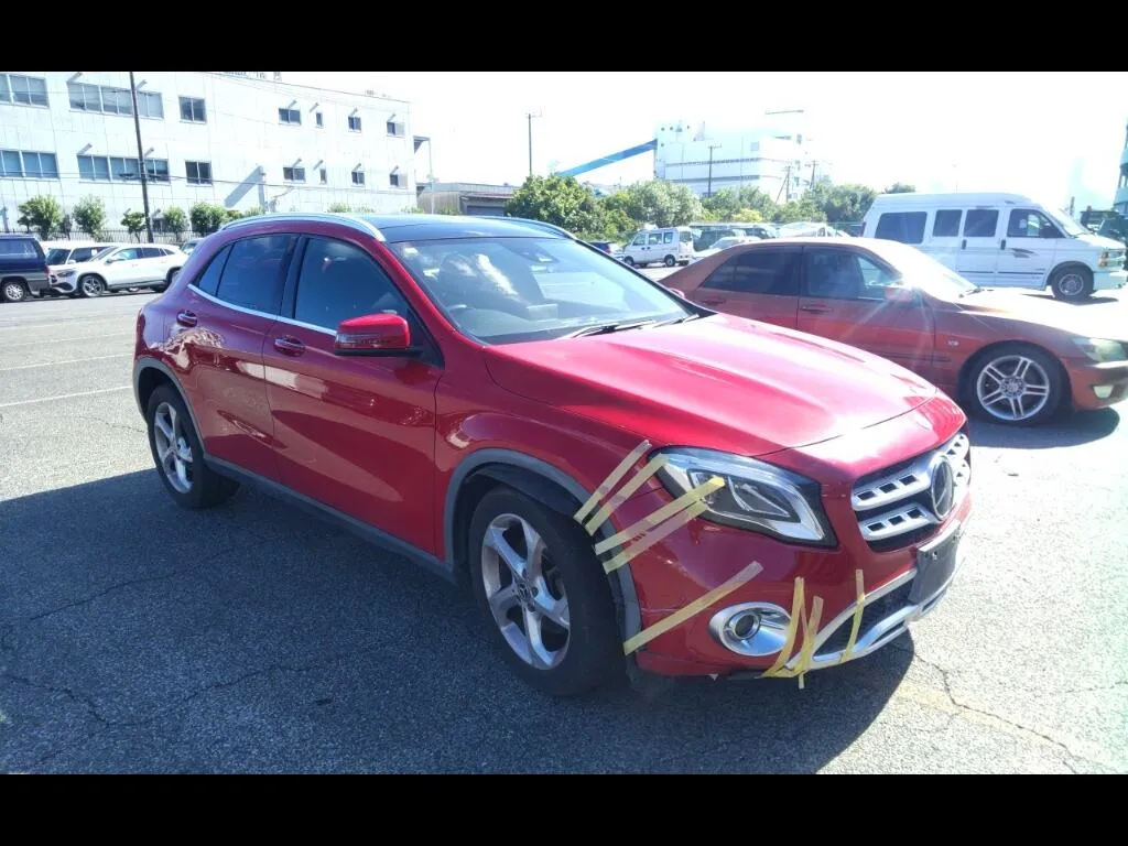 MERCEDES BENZ GLA-CLASS 4WD GLA220 4MATIC