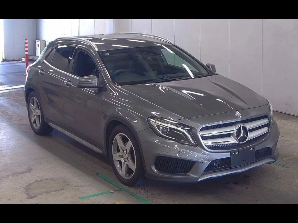 MERCEDES BENZ GLA-CLASS GLA180 SPORTS
