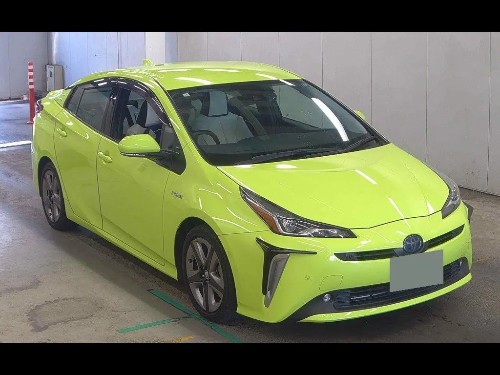 TOYOTA PRIUS 5D A TOURING SELECTION