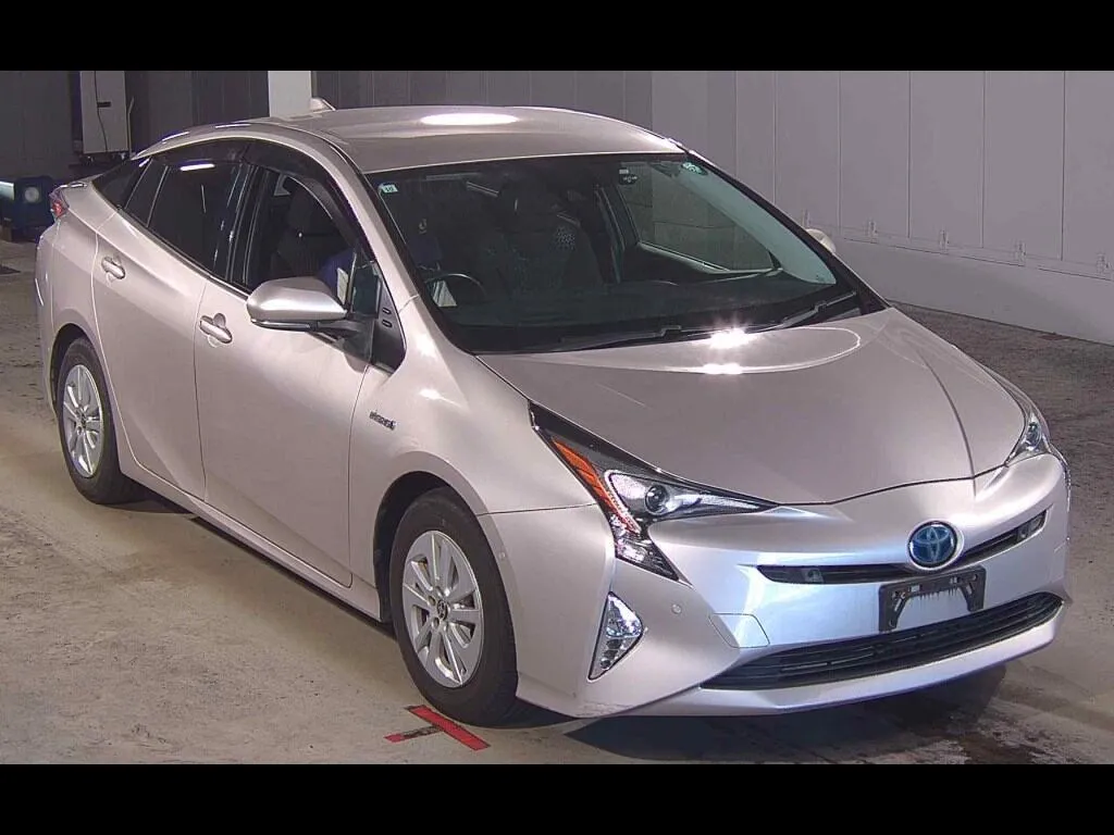 TOYOTA PRIUS 5D S SAFETY PLUS