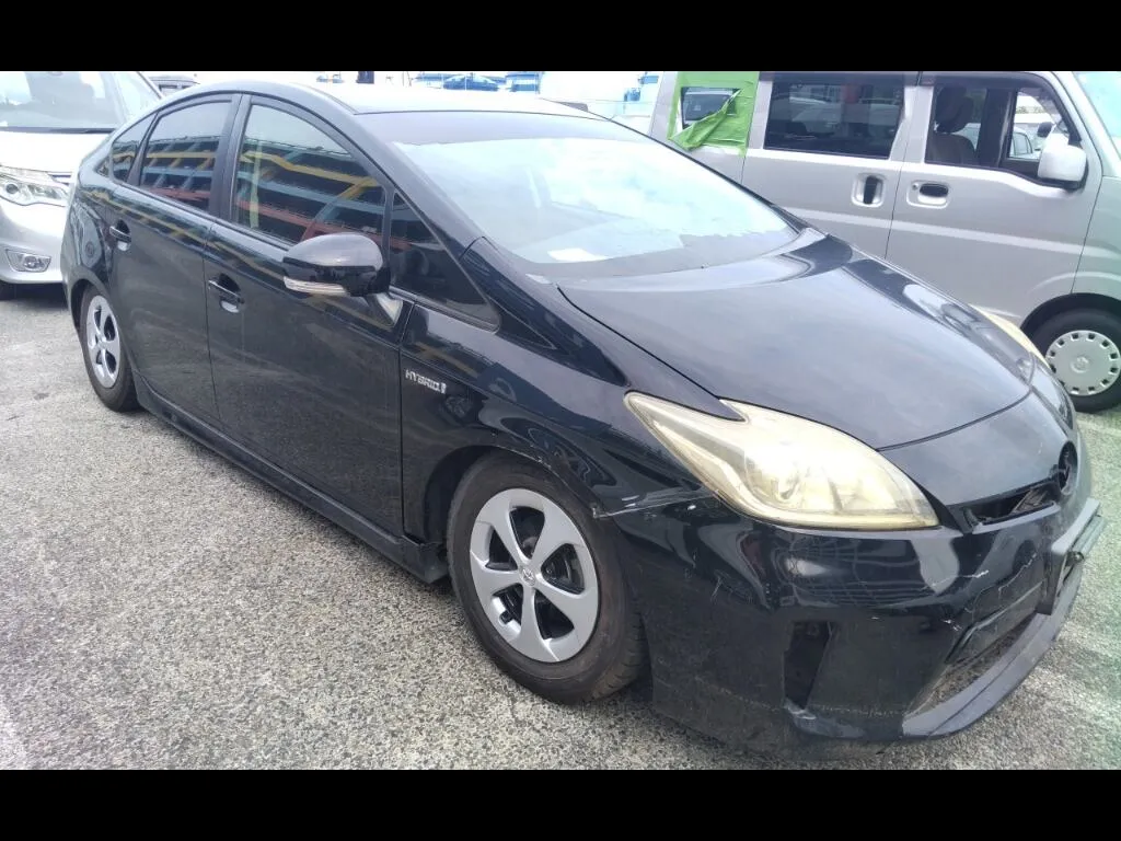 TOYOTA PRIUS 5D
