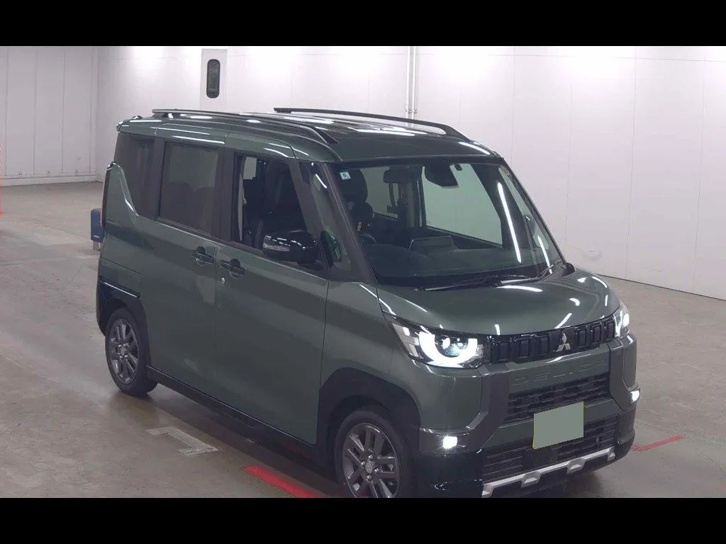 MITSUBISHI DELICA MINI G PREMIUM LIMITED EDITION