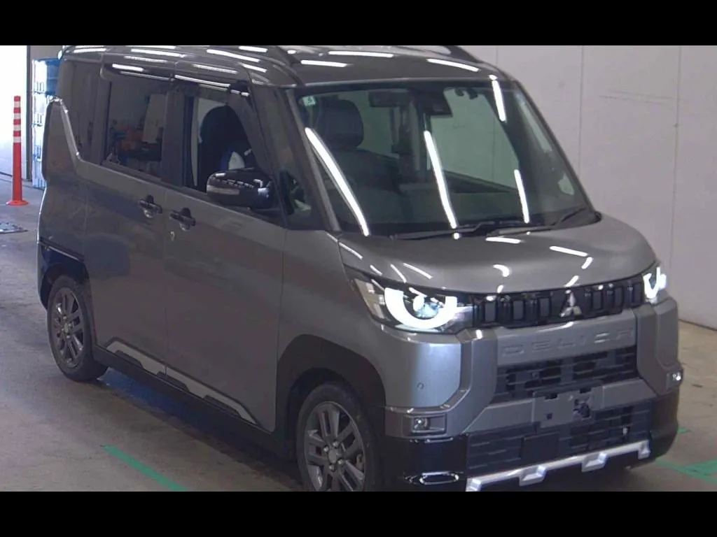MITSUBISHI DELICA MINI T PREMIUM