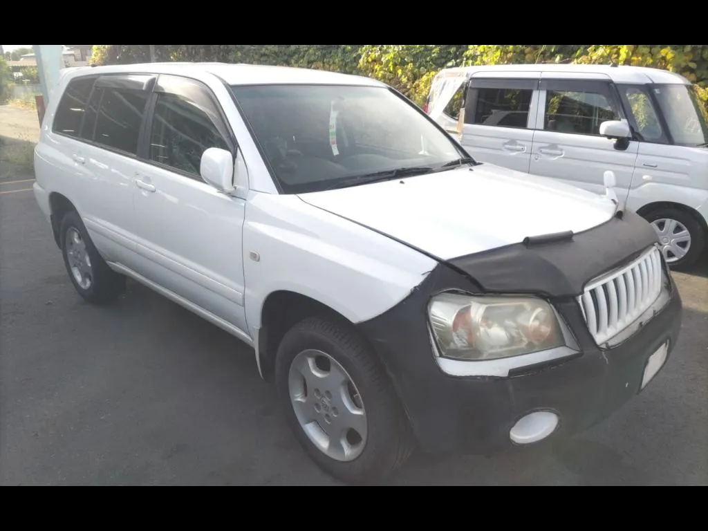 TOYOTA KLUGER L 2.4S