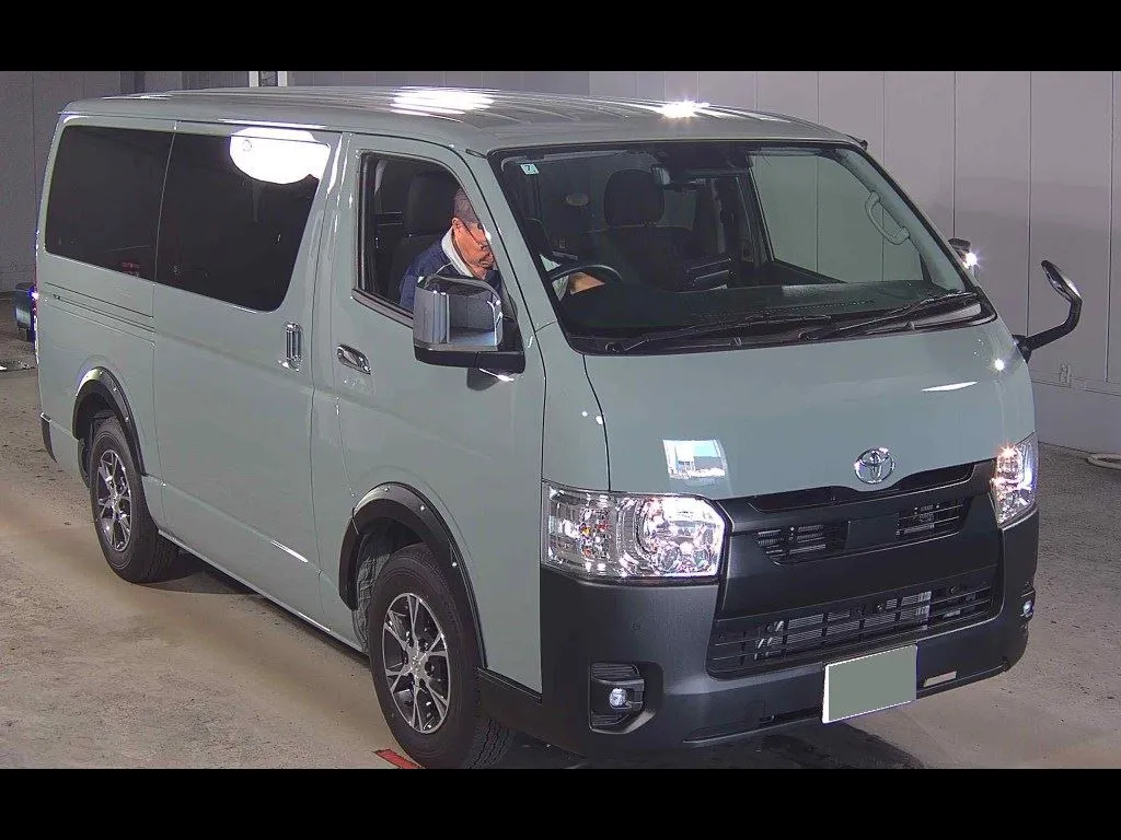 TOYOTA HIACE VAN 5D LONG SUPER GL