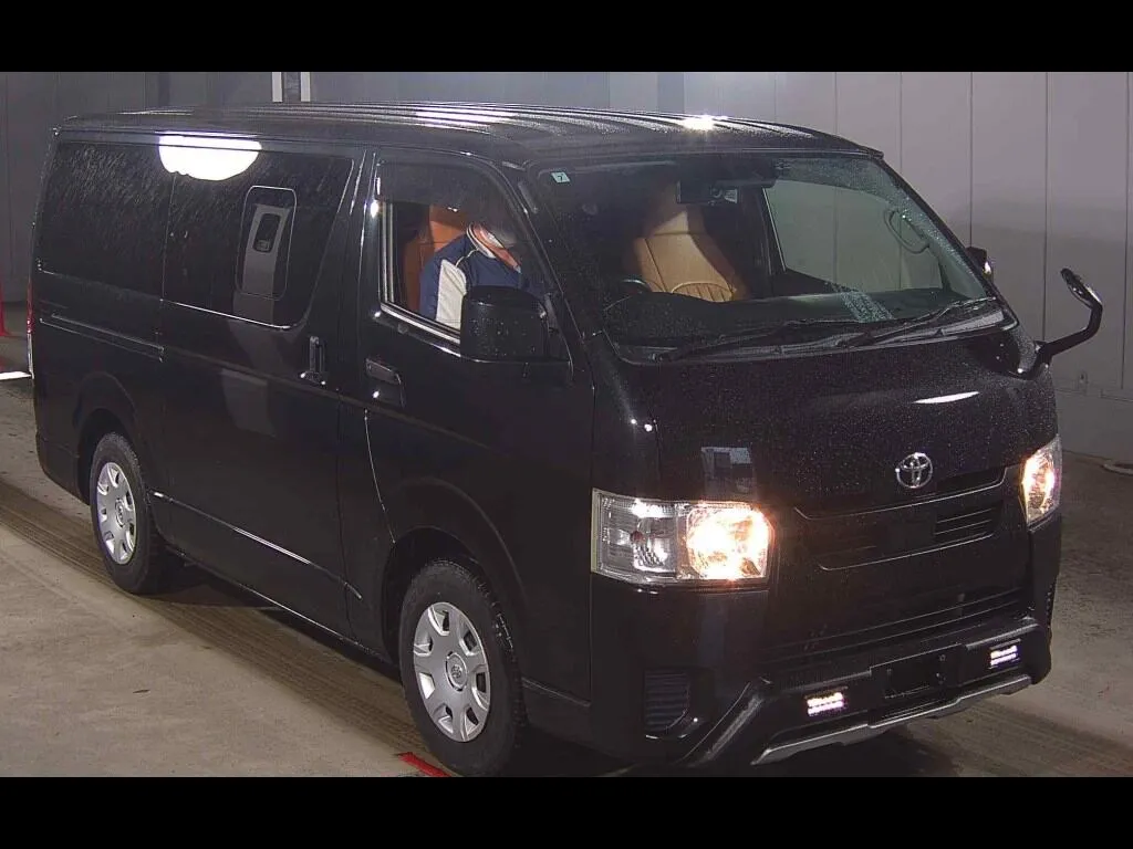 TOYOTA HIACE VAN 5D DX GL PACKAGE