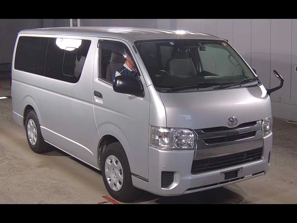 TOYOTA HIACE VAN 4D DX GL PACKAGE