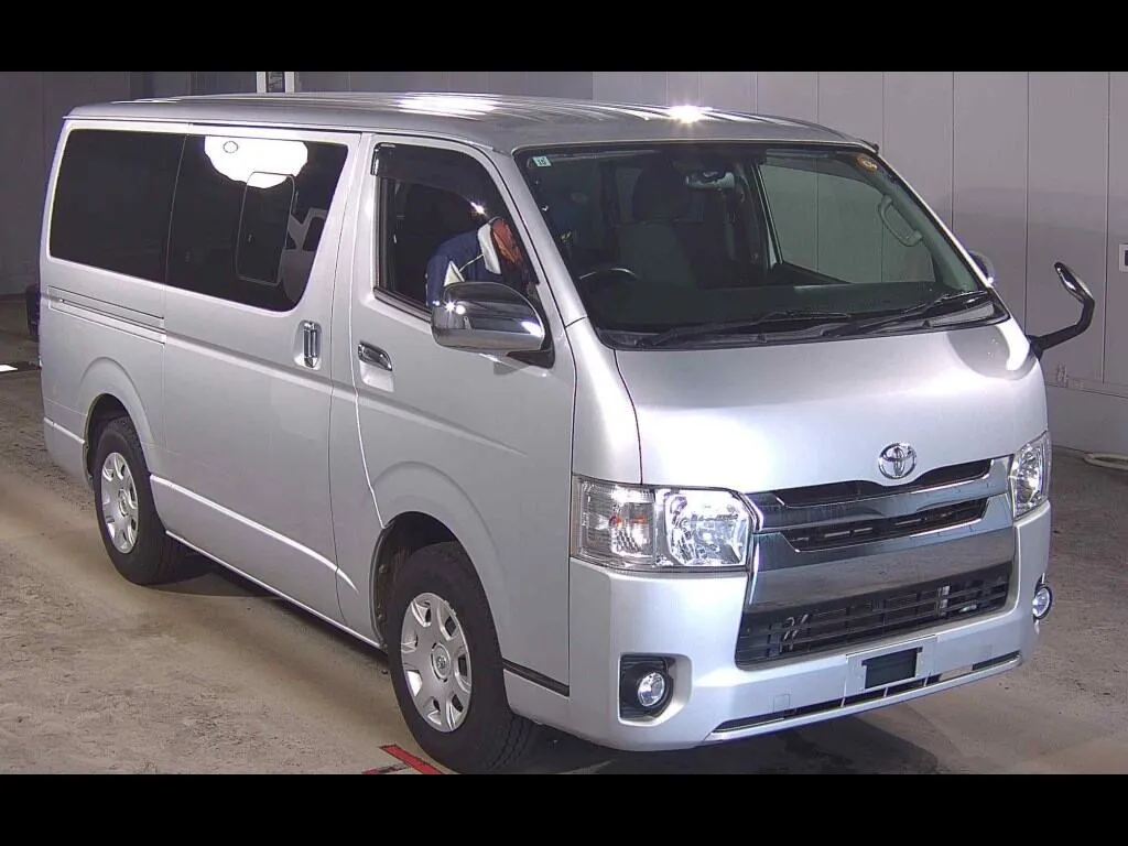 TOYOTA HIACE VAN 5D LONG SUPER GL