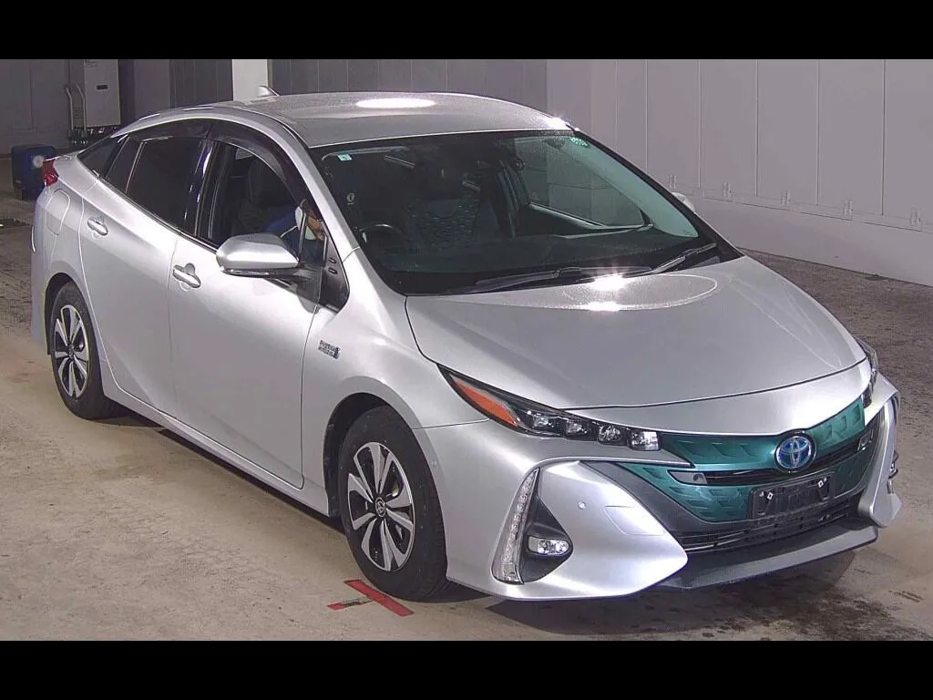 TOYOTA PRIUS PHV S NAVI PACKAGE SAFETY PLUS