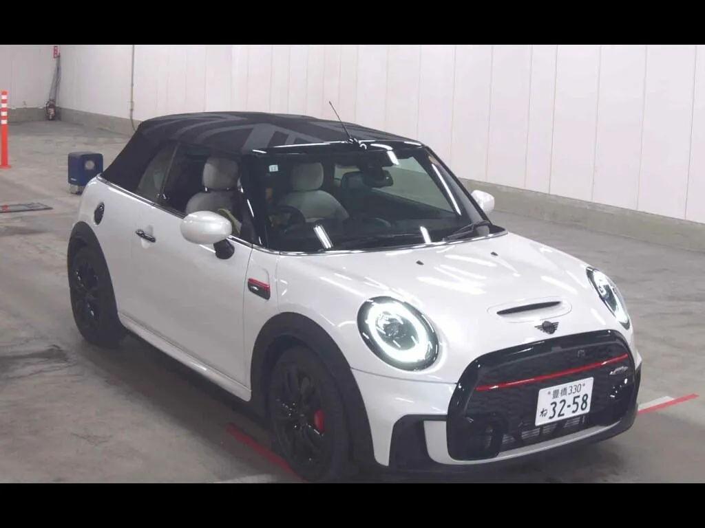 MINI MINI OP JOHN COOPER WORKS CONVERTIBLE