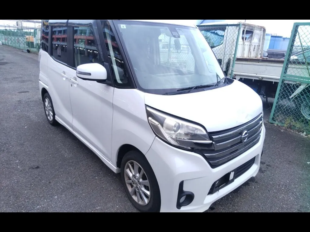 NISSAN DAYZ ROOX HIGHWAY STAR X