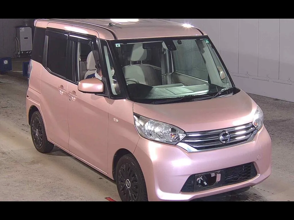 NISSAN DAYZ ROOX X
