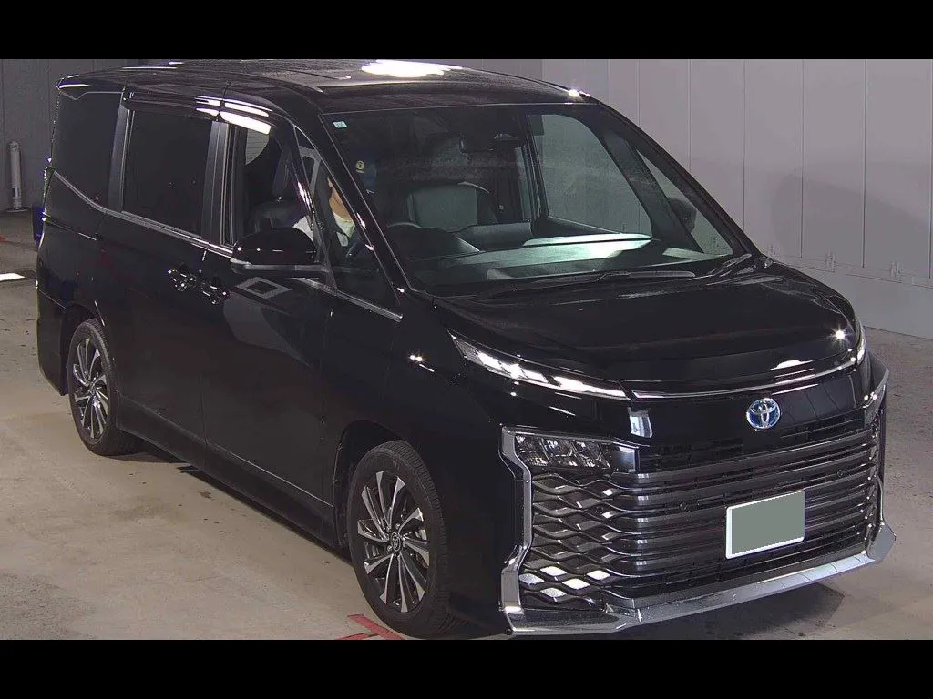 TOYOTA VOXY HYBRID S-Z