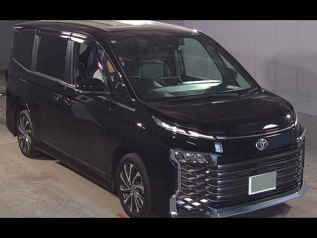 TOYOTA VOXY S-Z