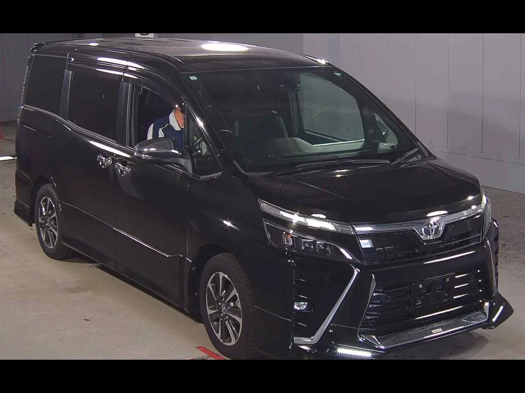 TOYOTA VOXY ZS KIRAMEKI Ⅲ