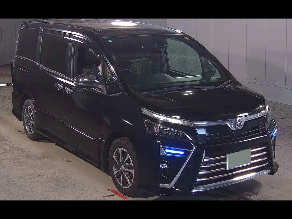 TOYOTA VOXY ZS KIRAMEKI Ⅱ