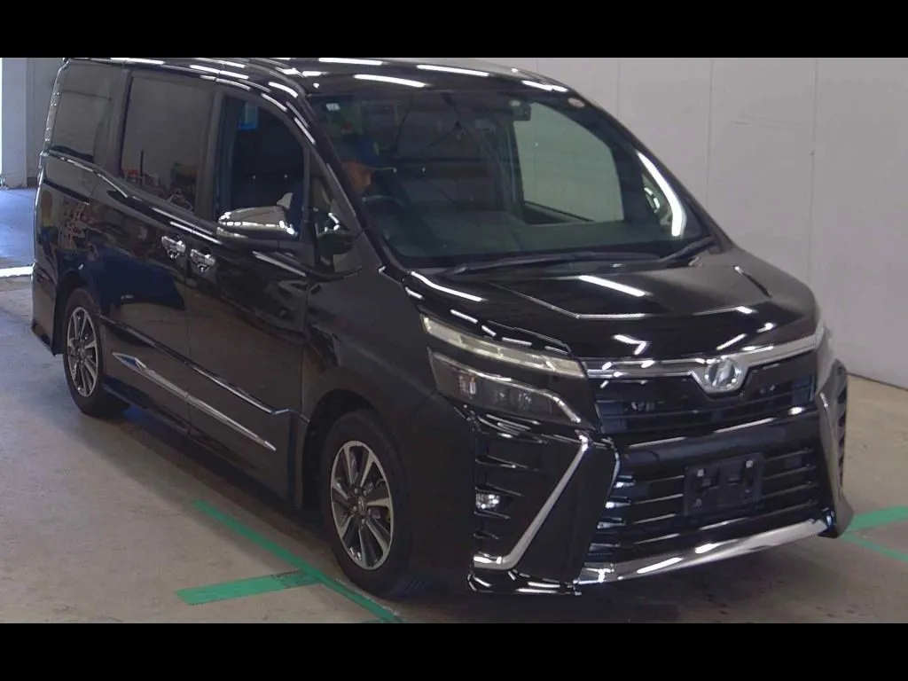 TOYOTA VOXY ZS KIRAMEKI