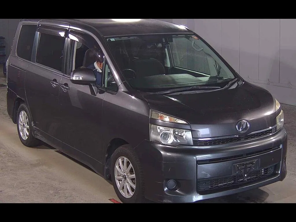 TOYOTA VOXY OTHERS